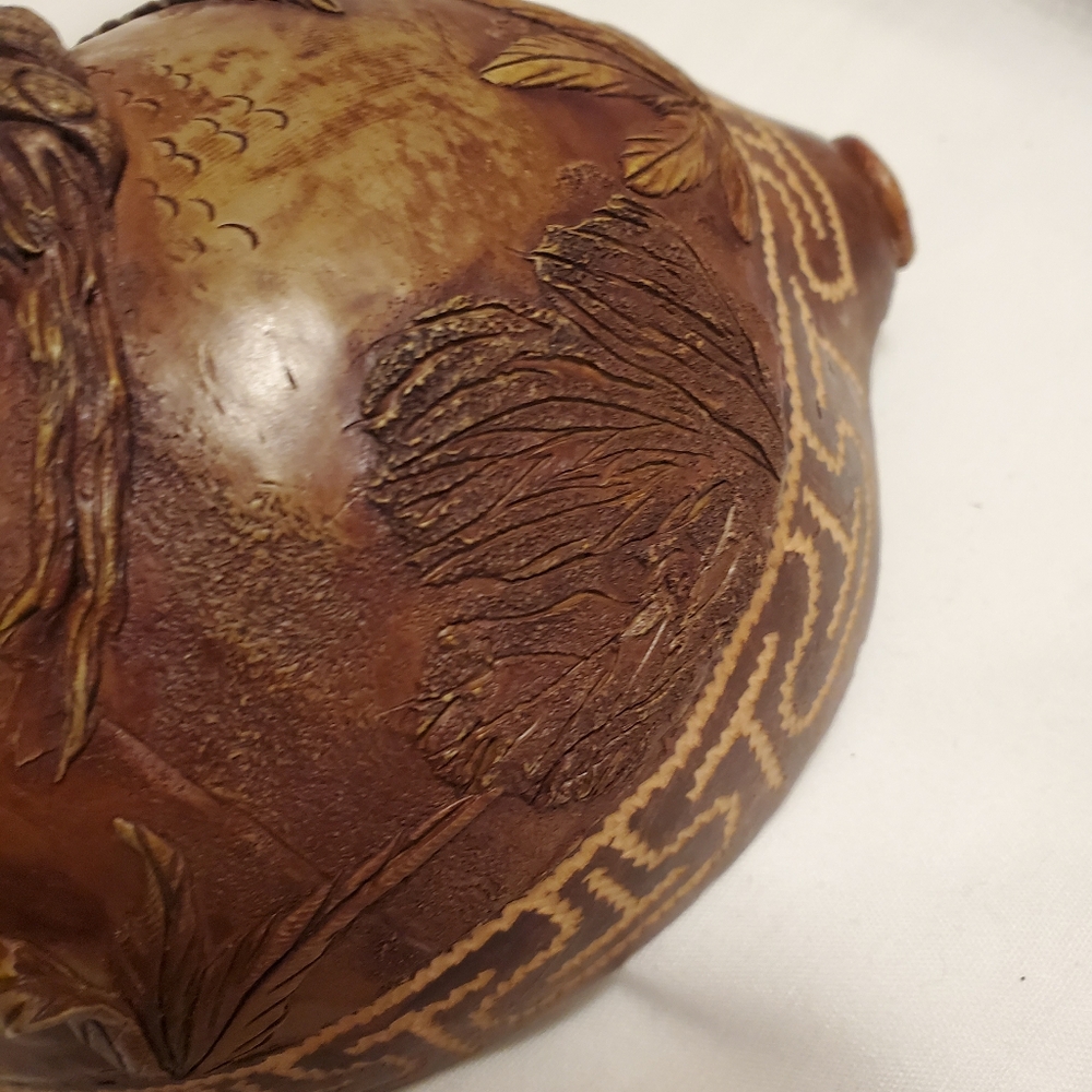 Bug Bear Carved Half Coconut Shell Scoop Signed Jesus' Snake Fisherman Art - Picture 11 of 15